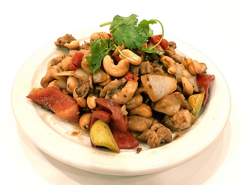Uptown Cafe - Cashew Chicken