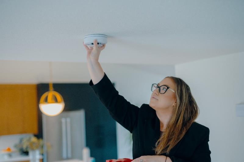 SaskEnergy - 24-Hour Emergency CO2 Detector